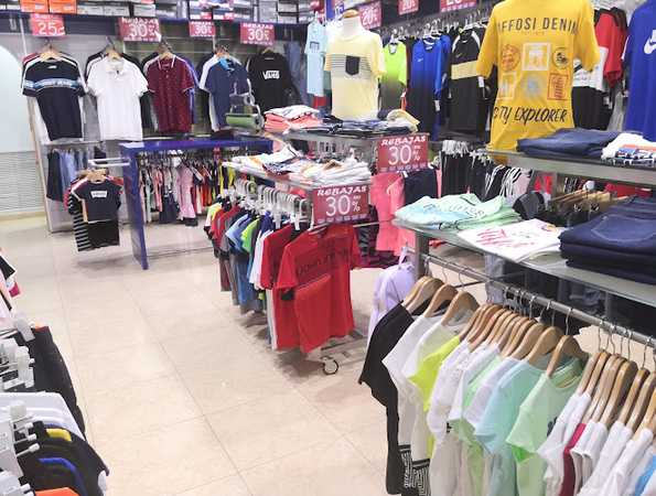Fotografia tomada fuera de DEPORTES CANDIDO SL - Tienda de deportes en Archena, Murcia
