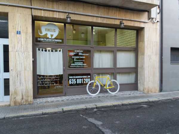 Fotografia tomada fuera de Vincles. Estudi Pilates. - Gym en La Garriga, Barcelona