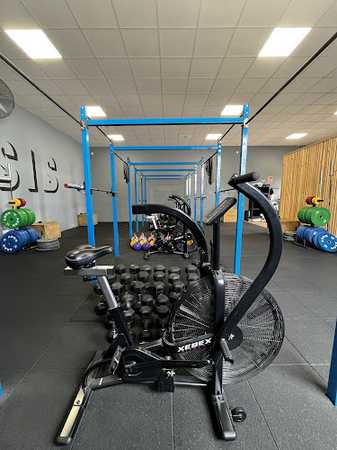 Fotografia tomada fuera de Dynesis Centro de Entrenamiento - Centro deportivo en Ayamonte, Huelva
