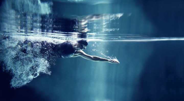 Fotografia tomada fuera de natacioncs - Sporting goods store en Granada, Granada