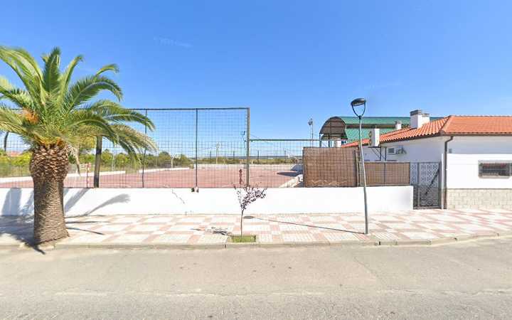 Fotografia tomada fuera de OBRA PABELLON POLIDEPORTIVO SAUCEDILLA - Centro deportivo en Saucedilla, Cáceres