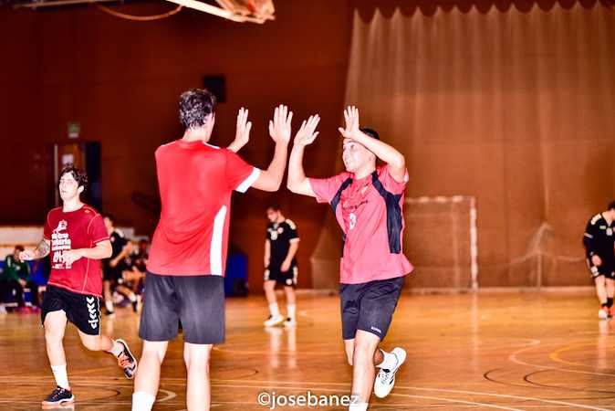 Fotografia tomada fuera de Nova Pista Coberta de Sant Pere de Ribes - Pavelló esportiu en Sant Pere de Ribes, Barcelona