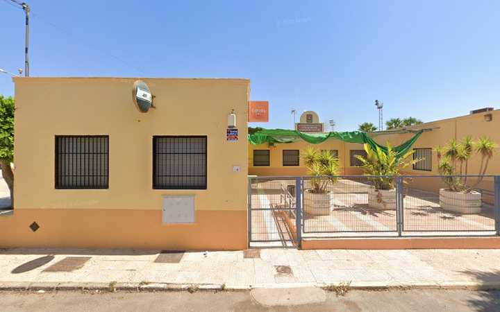 Fotografia tomada fuera de Pista Municipal de Padel de Los Llanos de Vícar - Gimnasio en Llanos de Vícar, Almería