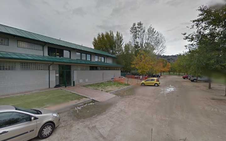 Fotografia tomada fuera de Gimnasio Y Piscina Municipal - Gimnasio en Guadalix de la Sierra, Madrid