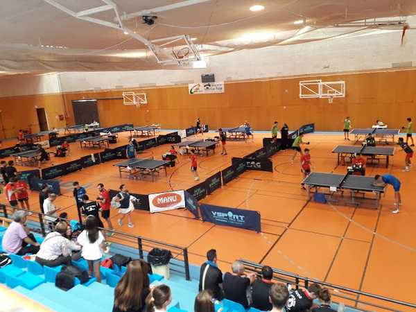 Fotografia tomada fuera de Polideportivo Europa - Polideportivo en Calahorra, La Rioja