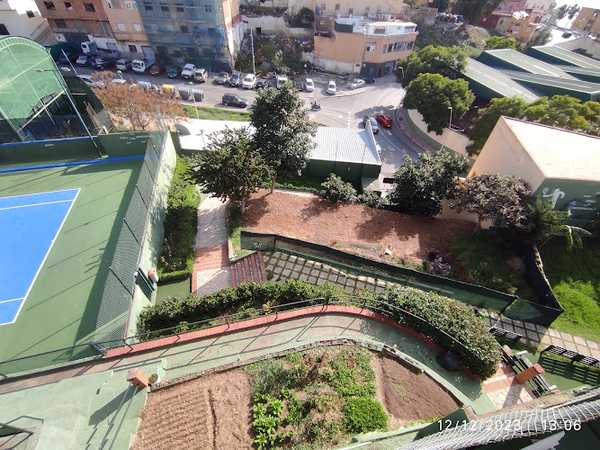 Fotografia tomada fuera de Club de Tenis Perla del Mediterráneo - Club de tenis en Ceuta, Ceuta