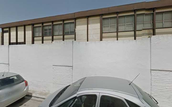 Fotografia tomada fuera de Club de Esgrima de Utrera - Club deportivo en Utrera, Sevilla