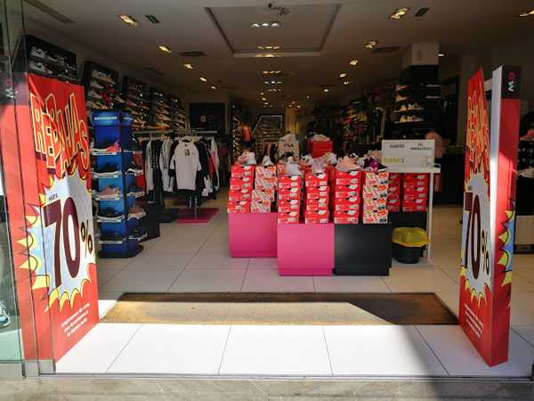 Fotografia tomada fuera de MSDsport - masdeporte - Tienda de ropa de deportes en Getafe, Madrid