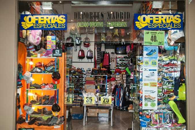 Fotografia tomada fuera de Deportes Madrid - Tienda de deportes en Madrid, Madrid